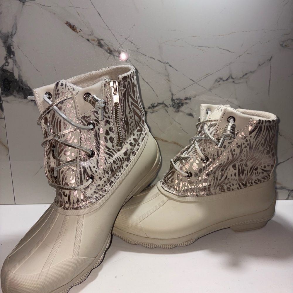 Sperry Cream Metallic Pattern Lace-Up Winter Duck Boots